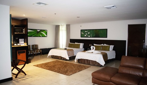 Junior Suite Familiar