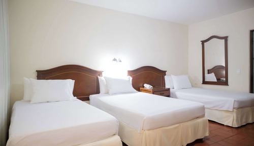 Standard Room, 3 Twin Beds, Non Smoking