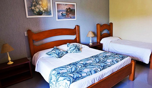 Suite, Jetted Tub