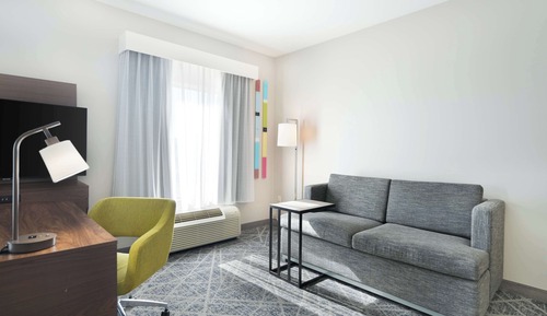 King Studio Suite