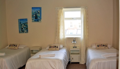 Family Room (Room 25)