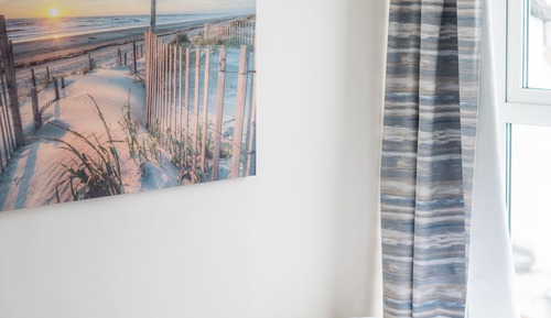 Family Room, Partial Sea View (Room 8)