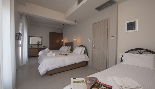 Standard Quadruple Room