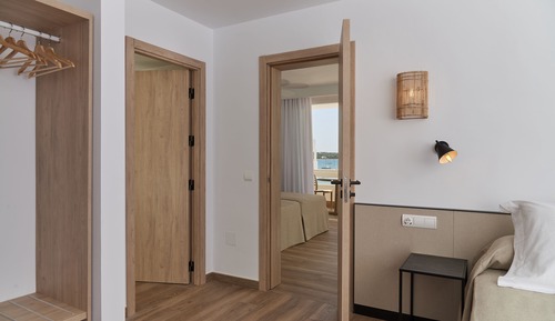Apartment, 1 Bedroom, Balcony, City View