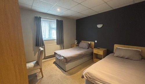 Standard Twin Room