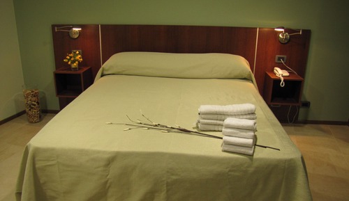Apartment (Five people)