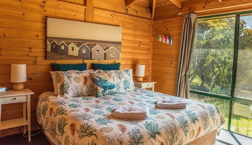 Standard Suite, 2 Bedrooms, Non Smoking, Kitchen (Driftwood Cottage)