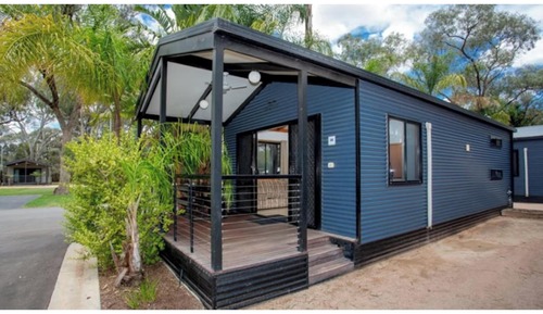 Superior 2 Bedroom Cabin - Sleeps 6