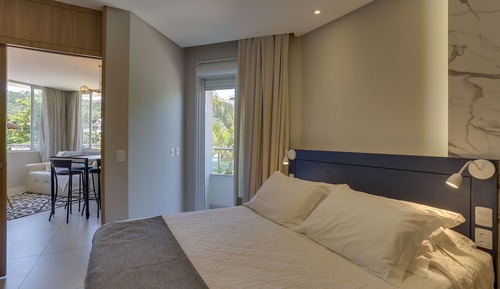 Executive Suite (81 ou 83)