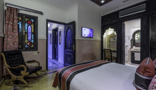 Deluxe Double or Twin Room