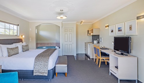 Executive Studio Suite, Private Pool