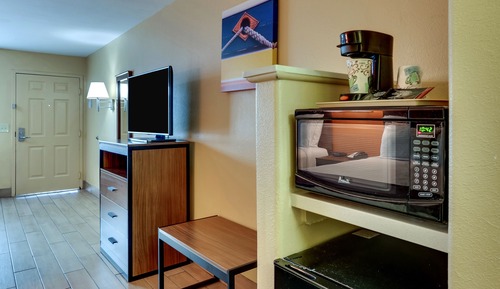 Room, 2 Queen Beds (Preferred)