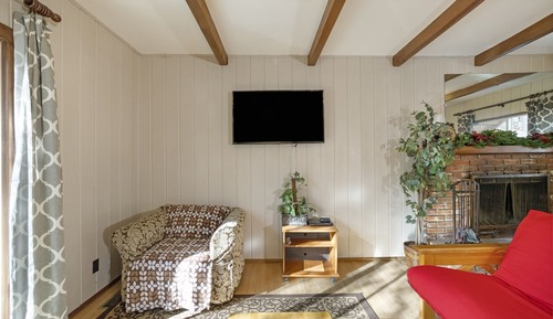 Gregory's Den
