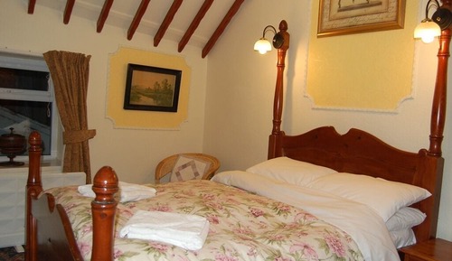 Double Room, Ensuite (with Shower & Bath)