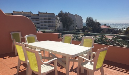 Panoramic Apartment, 3 Bedrooms, Sea View (6 pax)
