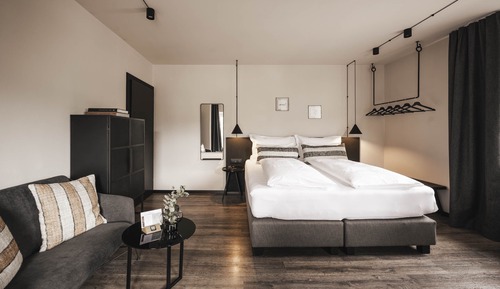 Economy Triple Room