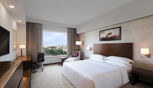 Executive Room, 1 King Bed, Non Smoking