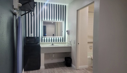 Standard Room, 2 Double Beds