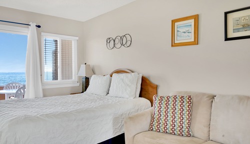 Deluxe Studio, Bay View