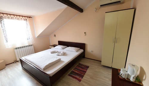 Standard Room, 1 Double Bed