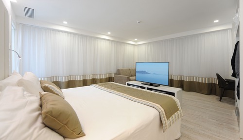 Deluxe Suite, Terrace, Partial Sea View