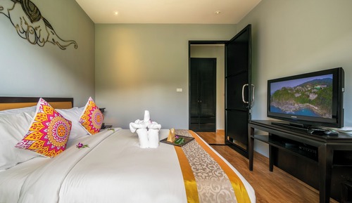 Family Access Pool 2-Bedroom Suite