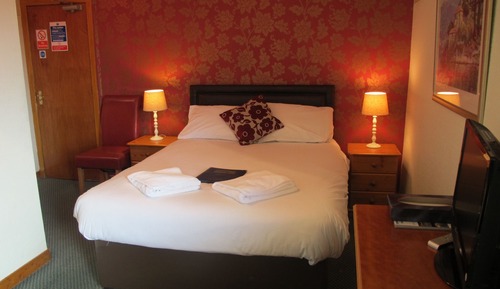 Standard Family Room with Ensuite