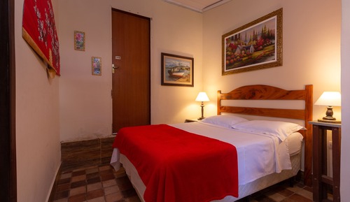 Economy Triple Room, Multiple Beds