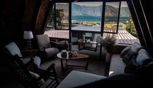 Panoramic Cabin
