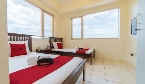 Double Room (Reddoorz)