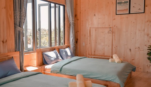 Design Quadruple Room
