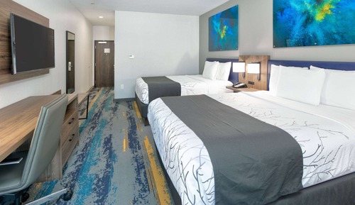 Room, 2 Queen Beds, Accessible, Non Smoking (Mobility,Hearing,Tub w/Grab Bars)
