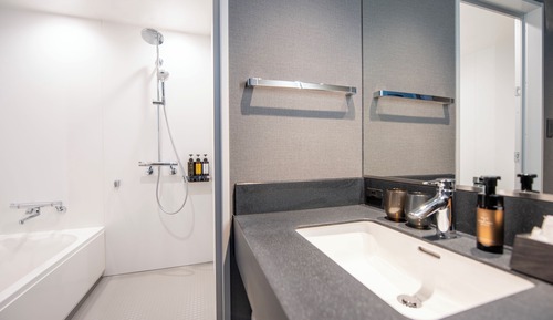 Standard Twin Room, Electronic cigarette Only