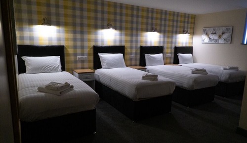 Economy Quadruple Room