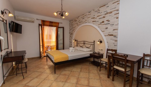 Deluxe Apartment