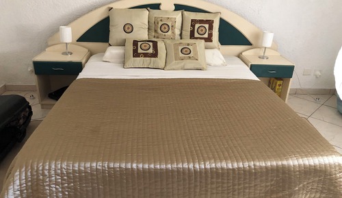 Apartment, 2 Bedrooms, Accessible, Patio