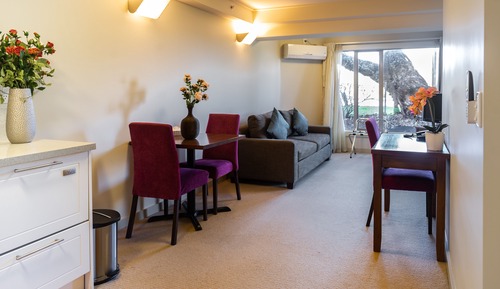1 Bedroom Executive Suite