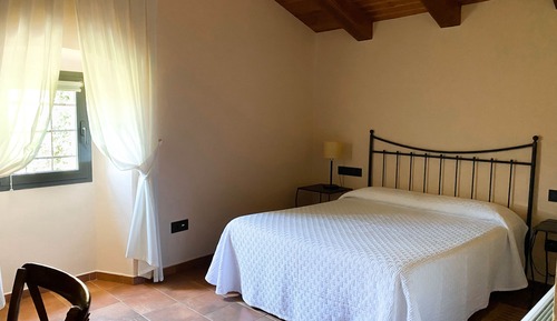 Room, Jetted Tub