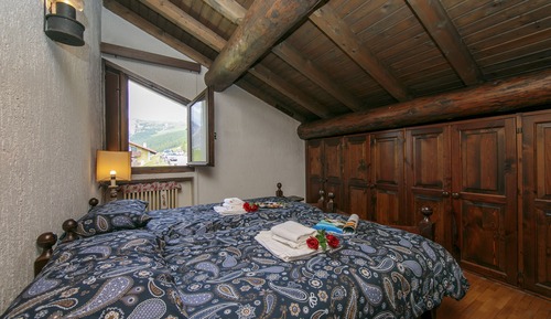 Family Apartment, 1 Bedroom, Mountainside (Arianna)