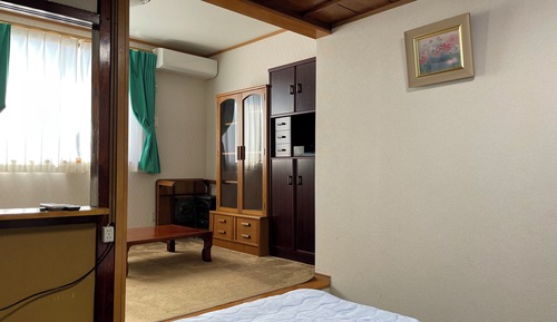 Room, Shared Bathroom and Toilet, with Kitchen, 2nd Floor, Non Smoking (Yuri)