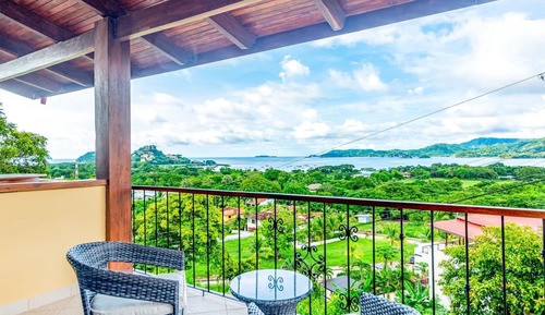 2-Bedroom Condo with Ocean View and Pool