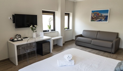 Deluxe Quadruple Room