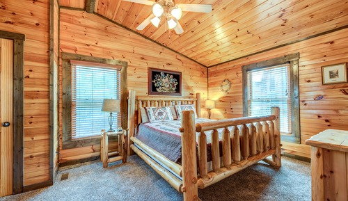 Studio (4 Bedrooms)