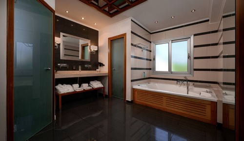 Premium Suite with Private Pool and Private Garden