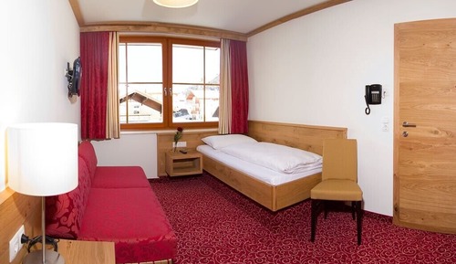 Single Room, Balcony