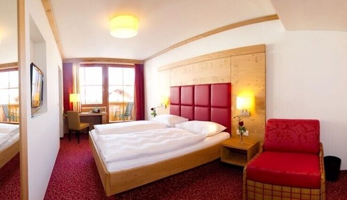 Family Room, 2 Bedrooms, Balcony