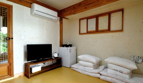 Room (Ondol D)