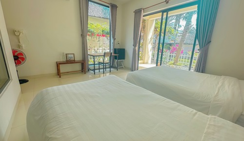 Superior Twin Room Garden View