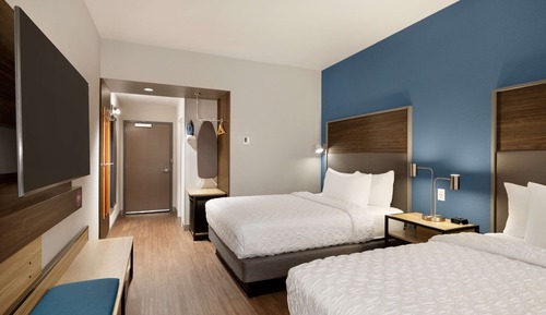 Room, 2 Queen Beds