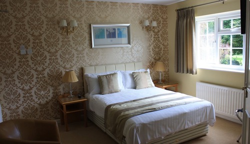 Classic Double Room